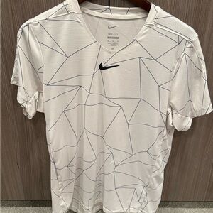 🚨Nike Court Tennis Tee - Mussetti/Khachanov/Fritz 2022 Shirt - Mens Medium🚨